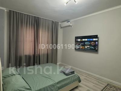 1-комнатная квартира · 40 м² · 2/5 этаж, мкр Север 2 — Находится возле торгового центра север за 2 000 ₸ в Шымкенте, Аль-Фарабийский р-н