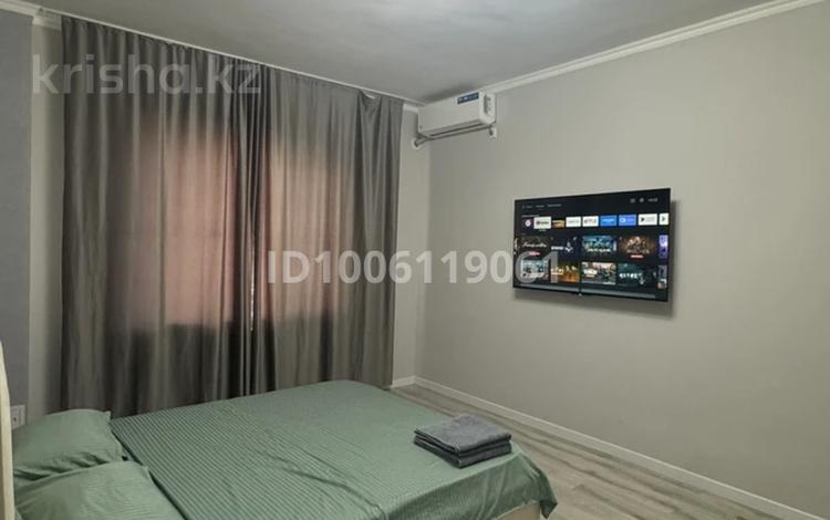 1-комнатная квартира · 40 м² · 2/5 этаж, мкр Север 2 — Находится возле торгового центра север за 2 500 ₸ в Шымкенте, Аль-Фарабийский р-н — фото 8