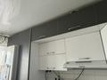 3-бөлмелі пәтер · 91.9 м² · 9/10 қабат, Докучаева 34б, бағасы: 35 млн ₸ в Семее — фото 17