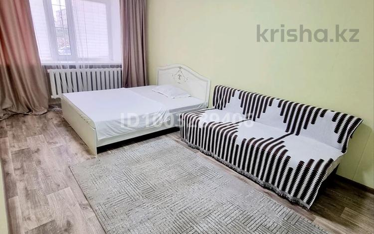 1-бөлмелі пәтер · 33 м² · 1/5 қабат, Деева 3 — Гостиница Кенгир, бағасы: 10 000 ₸ в Жезказгане — фото 2