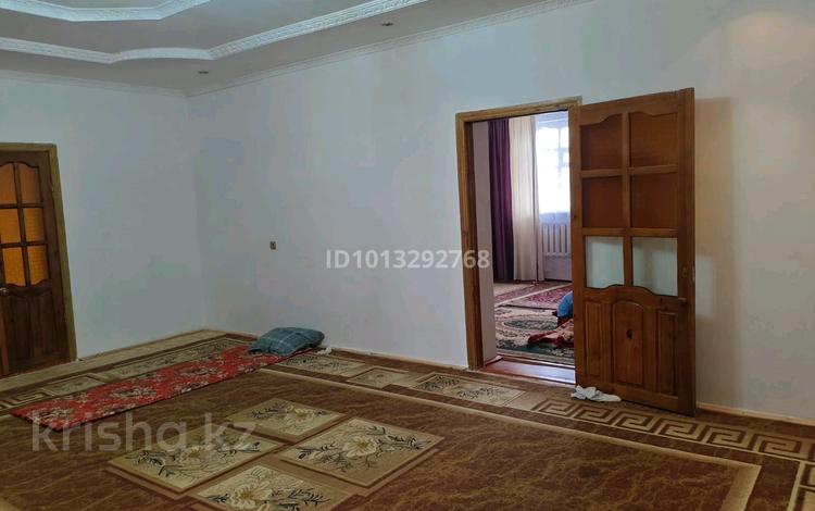 Жеке үй · 8 бөлме · 250 м² · 21 жүзд., У. Токмаганбетова 35 — Киров, бағасы: 16 млн ₸ в  — фото 2