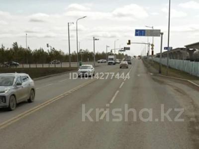 Дача · 4 комнаты · 180 м² · 8 сот., Полёт 306 — Кабанбая пересечение с Мангилик Ел за 40 млн ₸ в Астане, Есильский р-н