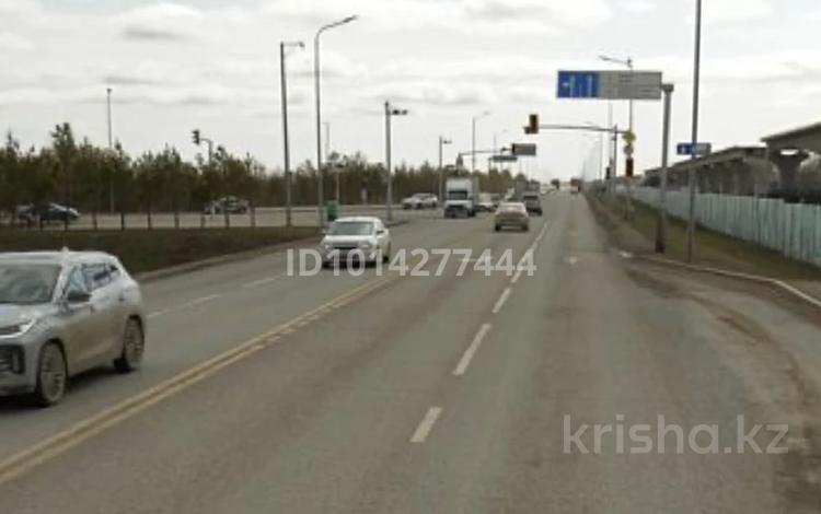 Дача · 4 комнаты · 180 м² · 8 сот., Полёт 306 — Кабанбая пересечение с Мангилик Ел за 40 млн ₸ в Астане, Есильский р-н — фото 2