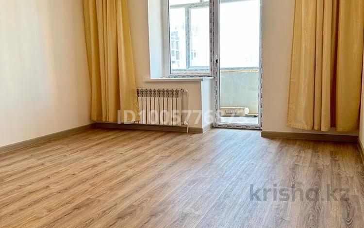 1 комната · 50 м² · 1/9 этаж, ул. самал 72/1 за 60 000 ₸ в Уральске — фото 2