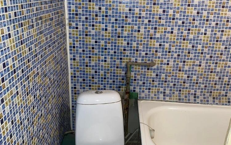 1-комнатная квартира · 36 м² · 4/5 этаж, тынышпаева 111 за 8.5 млн ₸ в Усть-Каменогорске — фото 2