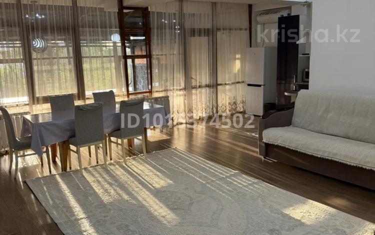 3-бөлмелі пәтер · 100 м² · 3/12 қабат, Гоголя 28/1, бағасы: 100 млн ₸ в Алматы, Медеуский р-н — фото 2