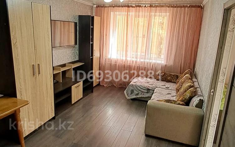2-комнатная квартира, 44 м², 3/4 этаж посуточно, Мауленова 93 за 15 000 〒 в Алматы, Алмалинский р-н — фото 2