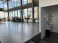 Офисы, салоны красоты, кабинеты и рабочие места, студии • 140 м² за 800 000 〒 в Астане, Есильский р-н — фото 3