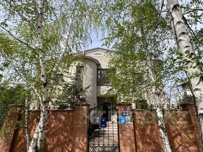 Отдельный дом · 5 комнат · 265 м² · 10 сот., Отеу Кудайбергенов 33 за 350 000 〒 в Актобе, жилой массив Заречный-2