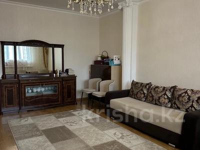 4-комнатная квартира · 160 м² · 4/10 этаж, Просп. Рахимжана Кошкарбаева 28 за 70 млн ₸ в Астане, Сарайшык р-н