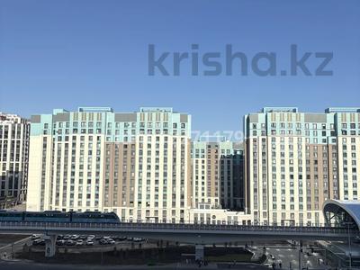 3-бөлмелі пәтер · 100 м² · 9/19 қабат, Кабанбай батыр 49а, бағасы: 69 млн ₸ в Астане, Нура р-н