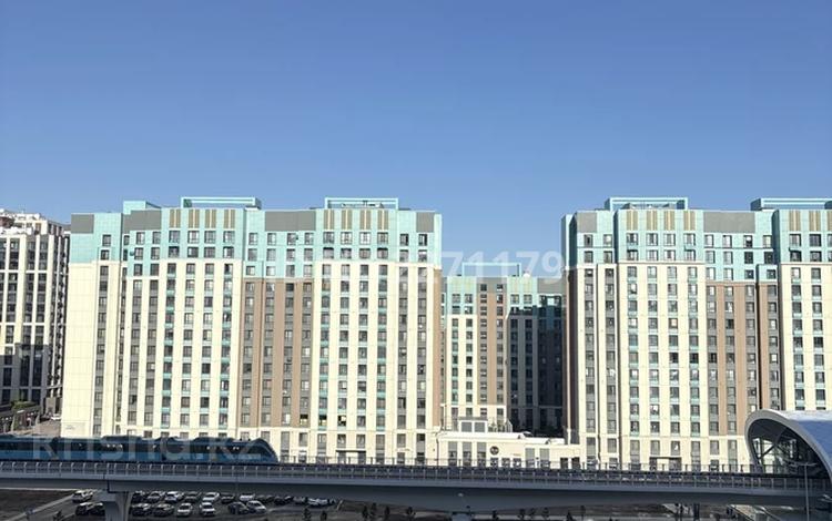 3-бөлмелі пәтер · 100 м² · 9/19 қабат, Кабанбай батыр 49а, бағасы: 69 млн ₸ в Астане, Нура р-н — фото 2