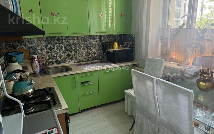 1-комнатная квартира · 35 м² · 3/3 этаж, Торетай переулок за 250 000 ₸ в Алматы, Жетысуский р-н — фото 2