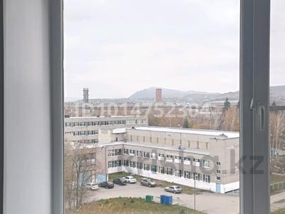 1-бөлмелі пәтер · 33.9 м² · 8/9 қабат, Пр Сатпаева 5, бағасы: 10 млн ₸ в Усть-Каменогорске