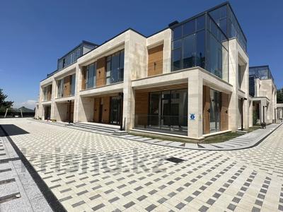 Часть дома · 5 комнат · 449.9 м² · 1 сот., Достык за 1 млрд ₸ в Алматы, Медеуский р-н