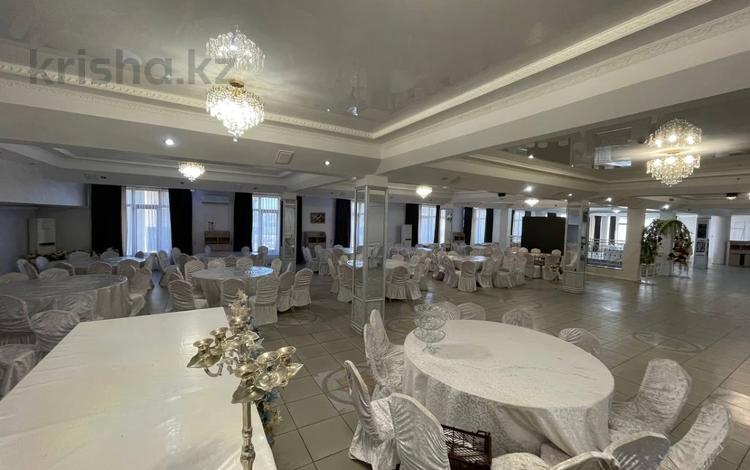 Еркін, қоғамдық тамақтану орны · 450 м², бағасы: 3 млн ₸ в Актобе, мкр 12 — фото 14