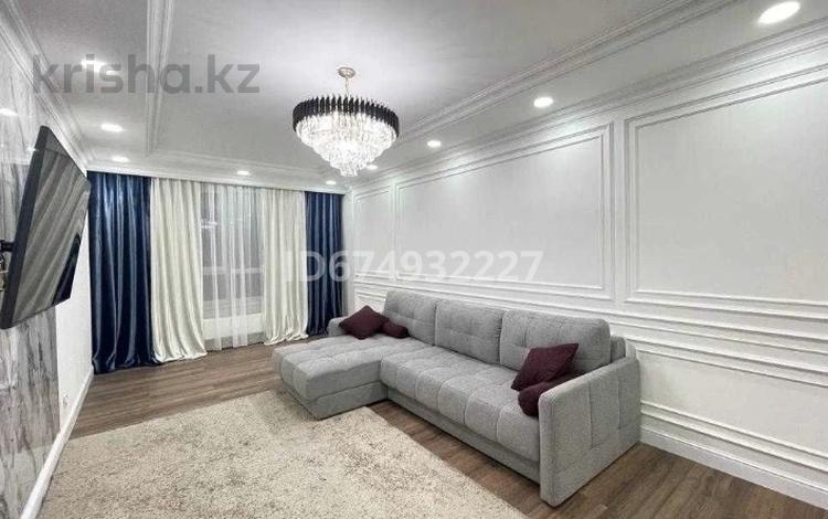 2-комнатная квартира, 90 м², 3/5 этаж посуточно, Абая за 20 000 〒 в Темиртау — фото 2