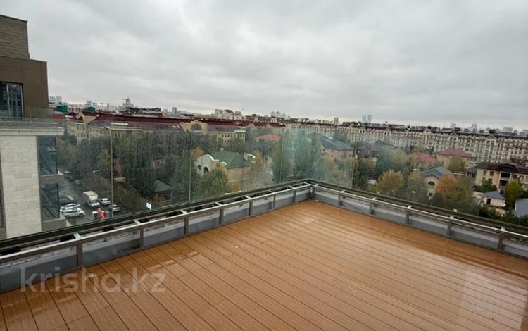 5-комнатная квартира · 270 м² · 7/7 этаж, Тасшокы, 4​ 4 за 339 млн 〒 в Астане, Алматы р-н — фото 8