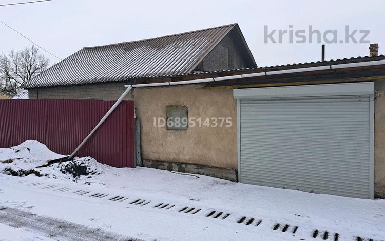 Отдельный дом · 5 комнат · 88.6 м² · 6 сот., мкр Городской Аэропорт, Курмангазы — Район Старого Аэропорта за 21 млн ₸ в Караганде, Казыбек би р-н — фото 2