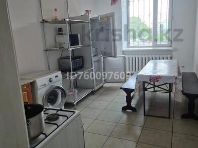 7-комнатная квартира · 130 м² · 2/3 этаж, Шакарима 180 — Жд вокзал, Кенсарай ресторан за 200 000 ₸ в Семее
