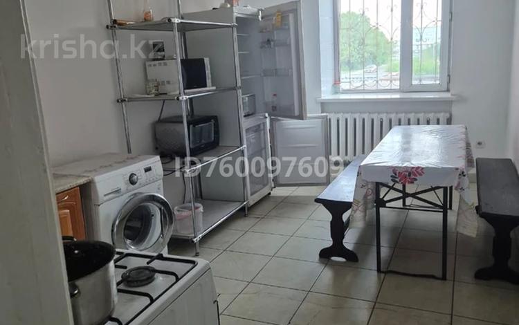 7-комнатная квартира · 130 м² · 2/3 этаж, Шакарима 180 — Жд вокзал, Кенсарай ресторан за 200 000 ₸ в Семее — фото 2