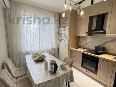 3-комнатная квартира · 87 м² · 8/13 этаж, Макатаева — Муратбаева за 70 млн ₸ в Алматы, Алмалинский р-н