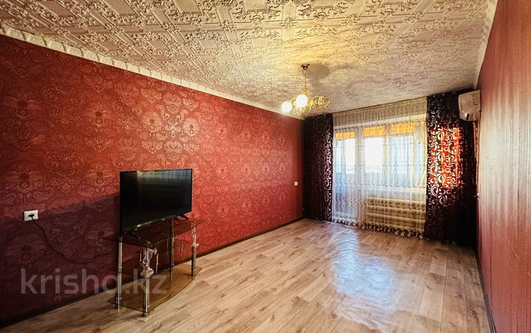 2-комнатная квартира, 45 м², 5/5 этаж, Карла Маркса 123 за 5.5 млн 〒 в Шахтинске — фото 2
