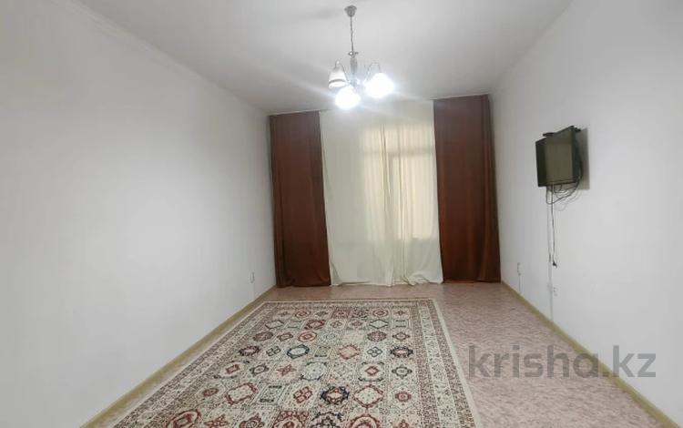 2-бөлмелі пәтер · 48.3 м² · 2/5 қабат, мкр. Алтын орда, Тауелсиздик, бағасы: 18 млн ₸ в Актобе — фото 4