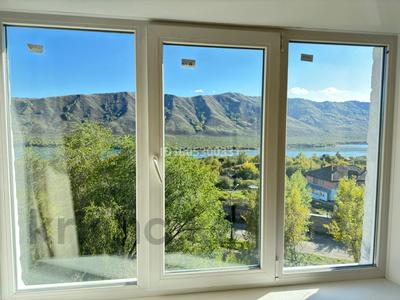 2-комнатная квартира · 49.2 м² · 5/5 этаж, Некрасова 64 35 за 4.2 млн 〒 в Серебрянске