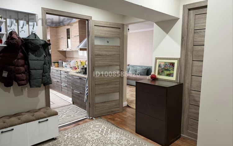 4-бөлмелі пәтер · 70 м² · 5/5 қабат, Карасай батыра 62 — Угол улицы Макашева, бағасы: 26 млн ₸ в Каскелене — фото 2