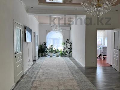 Отдельный дом · 4 комнаты · 200 м² · 8.5 сот., мкр Балауса, Еркинкала -2 за 30 млн ₸ в Атырау