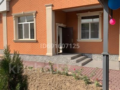 Дом · 5 комнат · 152 м², Карасай батыра 22В за 100 000 〒 в Туздыбастау (Калинино)