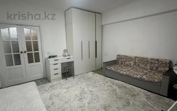 2-бөлмелі пәтер · 42 м² · 3/8 қабат, Розыбаекиева — Хабарласыңыздар, бағасы: 31.7 млн ₸ в Алматы, Алмалинский р-н — фото 2