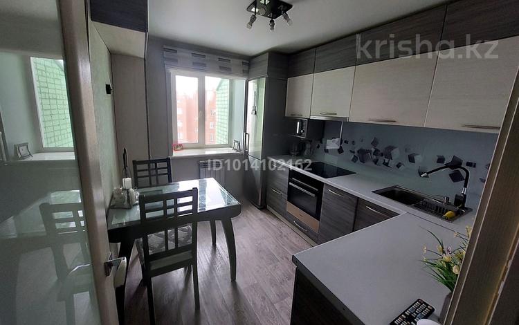 3-бөлмелі пәтер · 82 м² · 10/10 қабат, Бауыржан Момыш улы 55, бағасы: 21.5 млн ₸ в Кокшетау — фото 2