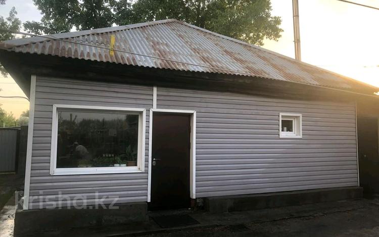 Отдельный дом · 3 комнаты · 56.1 м² · 8 сот., Назарбаева 246 — Авроры за 17 млн ₸ в Усть-Каменогорске — фото 68