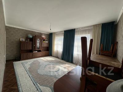 Жеке үй • 5 бөлмелер • 160 м² • 8 сот., мкр Акниет, Сардар 67, бағасы: 46 млн 〒 в Шымкенте, Абайский р-н