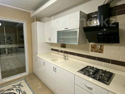 3-комнатная квартира · 120 м² · 1/12 этаж, мкр Нурсат 2, Астана 17к — Шаяхметова за 350 000 ₸ в Шымкенте, Каратауский р-н
