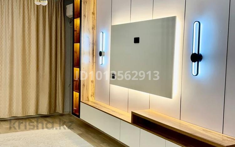 2-бөлмелі пәтер · 60 м² · 9/9 қабат, Политехническая 1/1 — 31 школа, бағасы: 180 000 ₸ в Уральске — фото 2