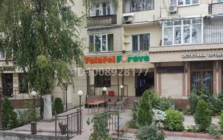 1-бөлмелі пәтер · 38 м² · 2/4 қабат, Пр.Абая, 89/ ул. Ади Шарипова, 126 — Шарипова, бағасы: 15 000 ₸ в Алматы, Алмалинский р-н — фото 2