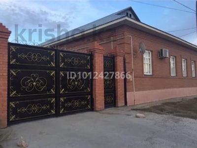 Отдельный дом · 7 комнат · 180 м², Мырқы Исаева — Проспект Астана за 150 000 ₸ в 