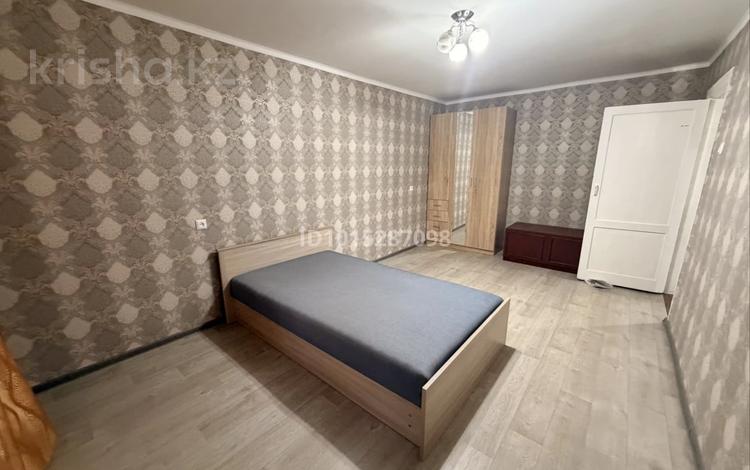 1-бөлмелі пәтер · 29.6 м² · 2/5 қабат, Курмангазы, бағасы: 100 000 ₸ в Уральске, мкр Школьник — фото 2
