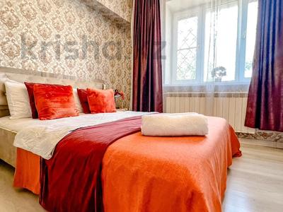 2-бөлмелі пәтер · 56 м² · 2/5 қабат, Райымбека 383/2, бағасы: 18 000 ₸ в Алматы, Алмалинский р-н