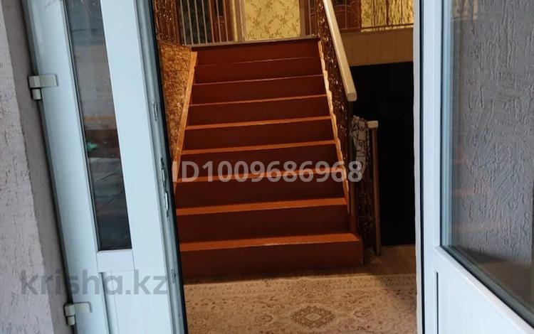 Отдельный дом · 10 комнат · 300 м² · 7.5 сот., мкр Шапагат, Мкр Шапагат ул Акжелькен 17а за 130 млн ₸ в Алматы, Алатауский р-н — фото 2