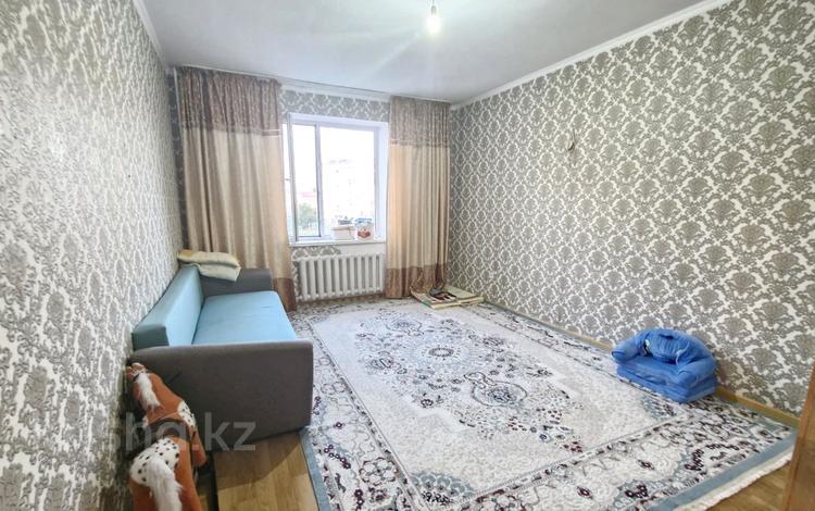 2-комнатная квартира, 62 м², 2/5 этаж, Болашак