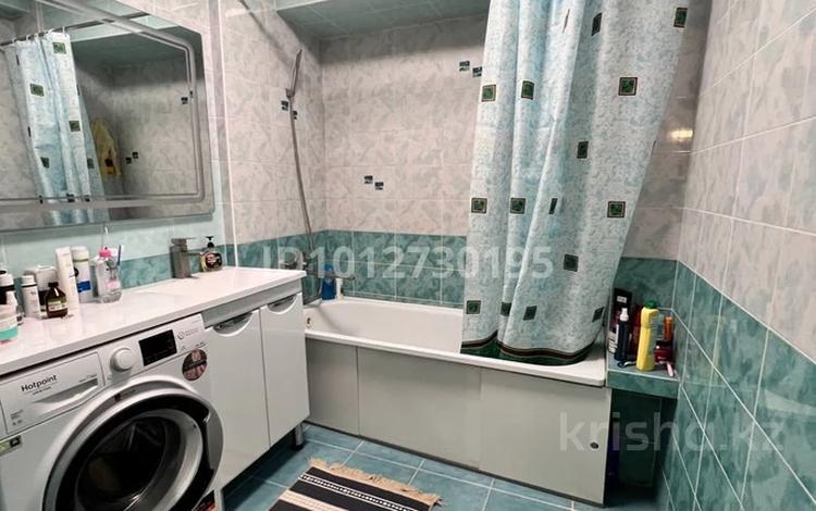 2-комнатная квартира · 58 м² · 5/5 этаж, мкр Жетысу-4 20 за 43 млн ₸ в Алматы, Ауэзовский р-н — фото 11