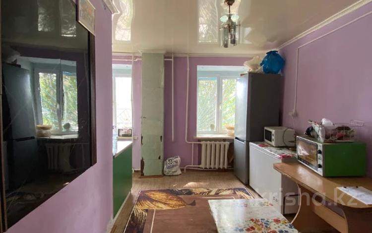 3-комнатная квартира · 72.6 м² · 1/5 этаж, мкр 8, Гришина за 15 млн ₸ в Актобе — фото 2