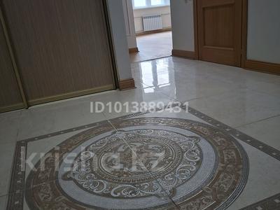 2-бөлмелі пәтер · 104 м² · 8/9 қабат, Ардагер ш/а., Кулманова 152 — Курмангазы, бағасы: 55 млн ₸ в Атырау, мкр Ардагер