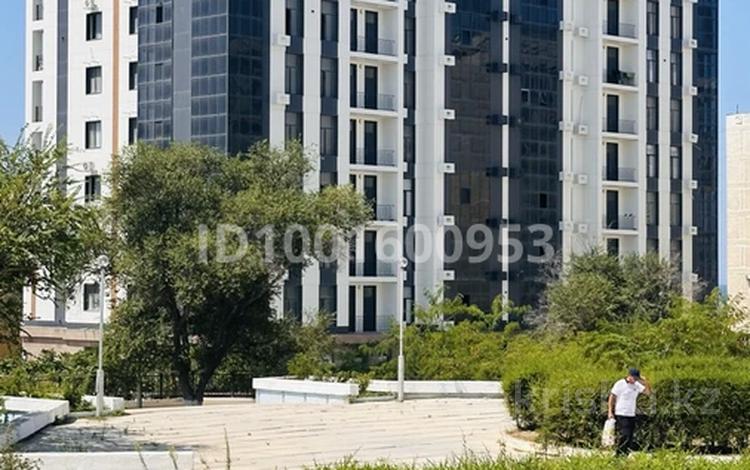 3-комнатная квартира · 93.4 м² · 3/12 этаж, 14-й мкр 33/2 — Возле ТЦ «Астана» 14 мкр. набережная за 39.5 млн ₸ в Актау — фото 56