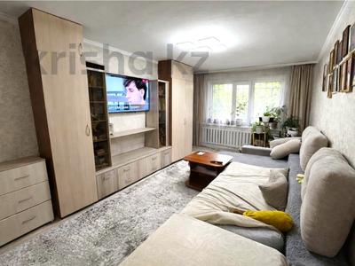 2-комнатная квартира · 45 м² · 1/5 этаж, Пришахтинск, 22й микрорайон 4 за 14.5 млн ₸ в Караганде, Алихана Бокейханова р-н