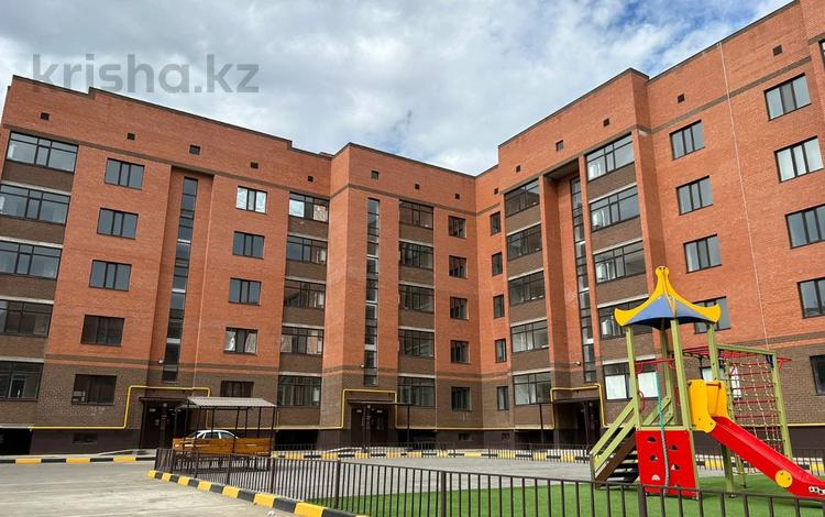 2-комнатная квартира, 75.1 м², 3/5 этаж, мкр. Алтын орда, ул. Есет Батыра 47 за 21 млн 〒 в Актобе, мкр. Алтын орда — фото 2